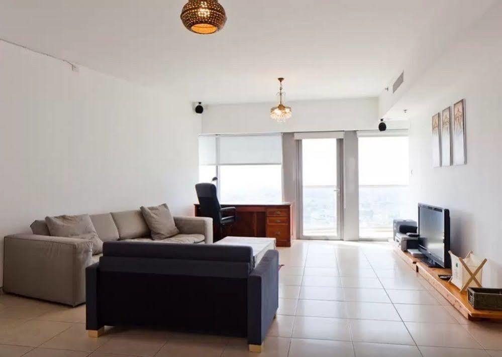 Sea Apartment *